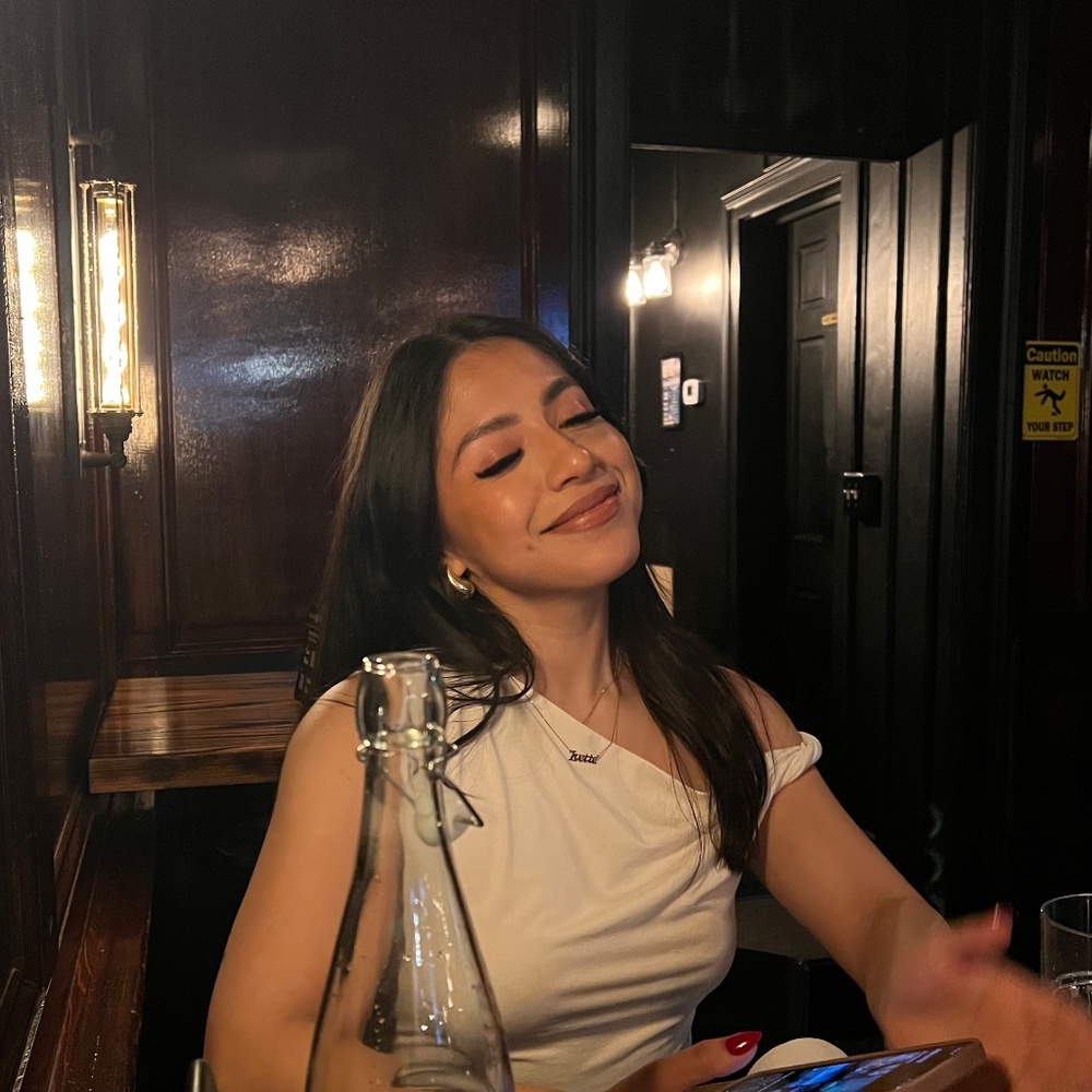 Meet your Posher, Ivette